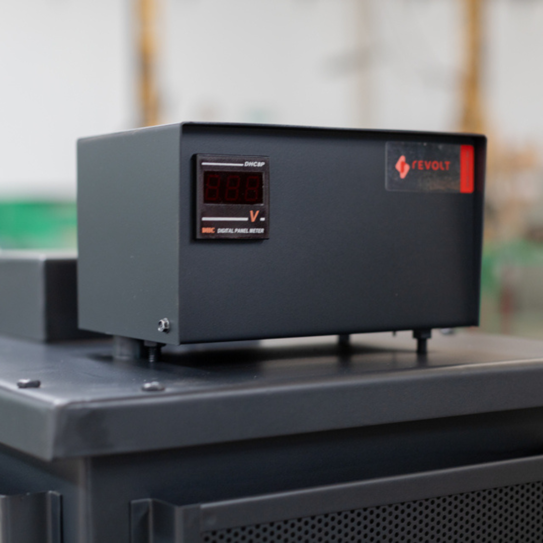 8 kVA | Regulador 2Φ con neutro 220V