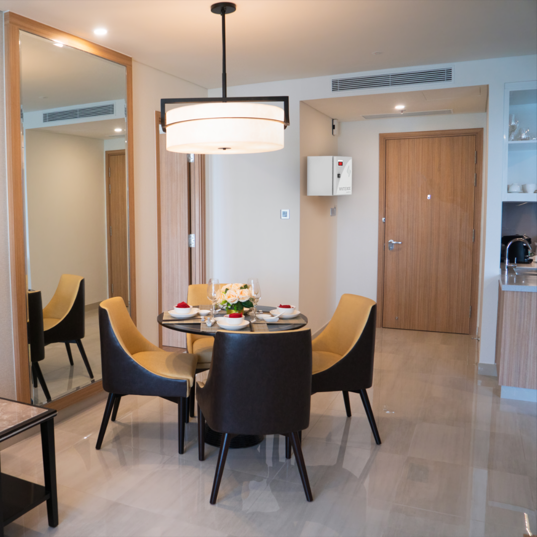 WHITEBOX - Revolt De México